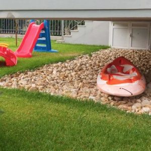 Alternative view of Piatra Rotunjita Politiko