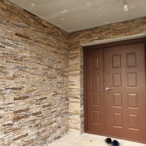 Alternative view of Travertin Multi Maro